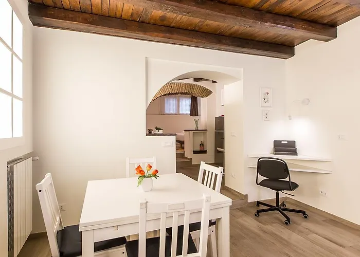 Appartement In Trastevere White